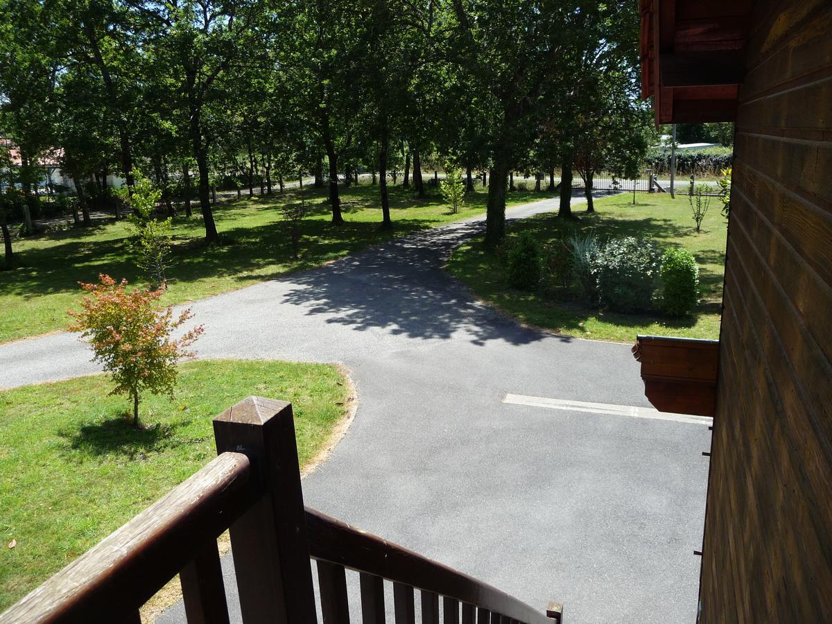 Bed and Breakfast La Grange du Born Sainte-Eulalie-en-Born Exterior foto